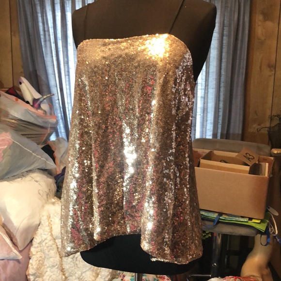 Beautiful Gold Sequin Women’s Designer Blouse - Picture 9 of 17
